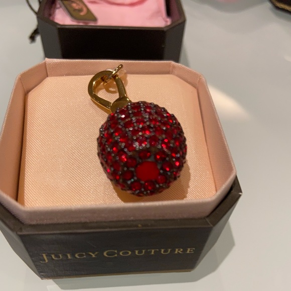 Juicy Couture Apple Charm - Picture 5 of 5